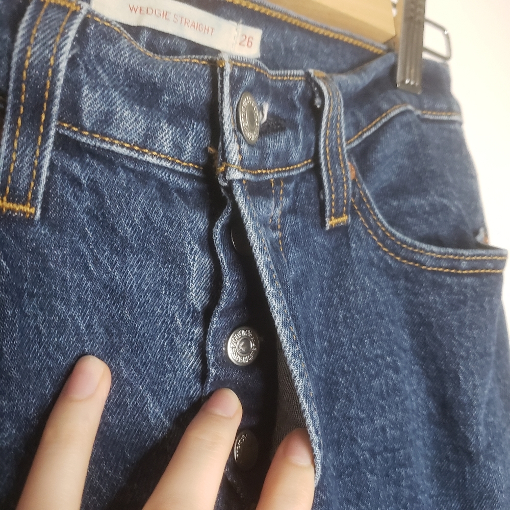 Levi's Wedgie Fit Straight Leg Medium Blue Jeans - Picture 4 of 10